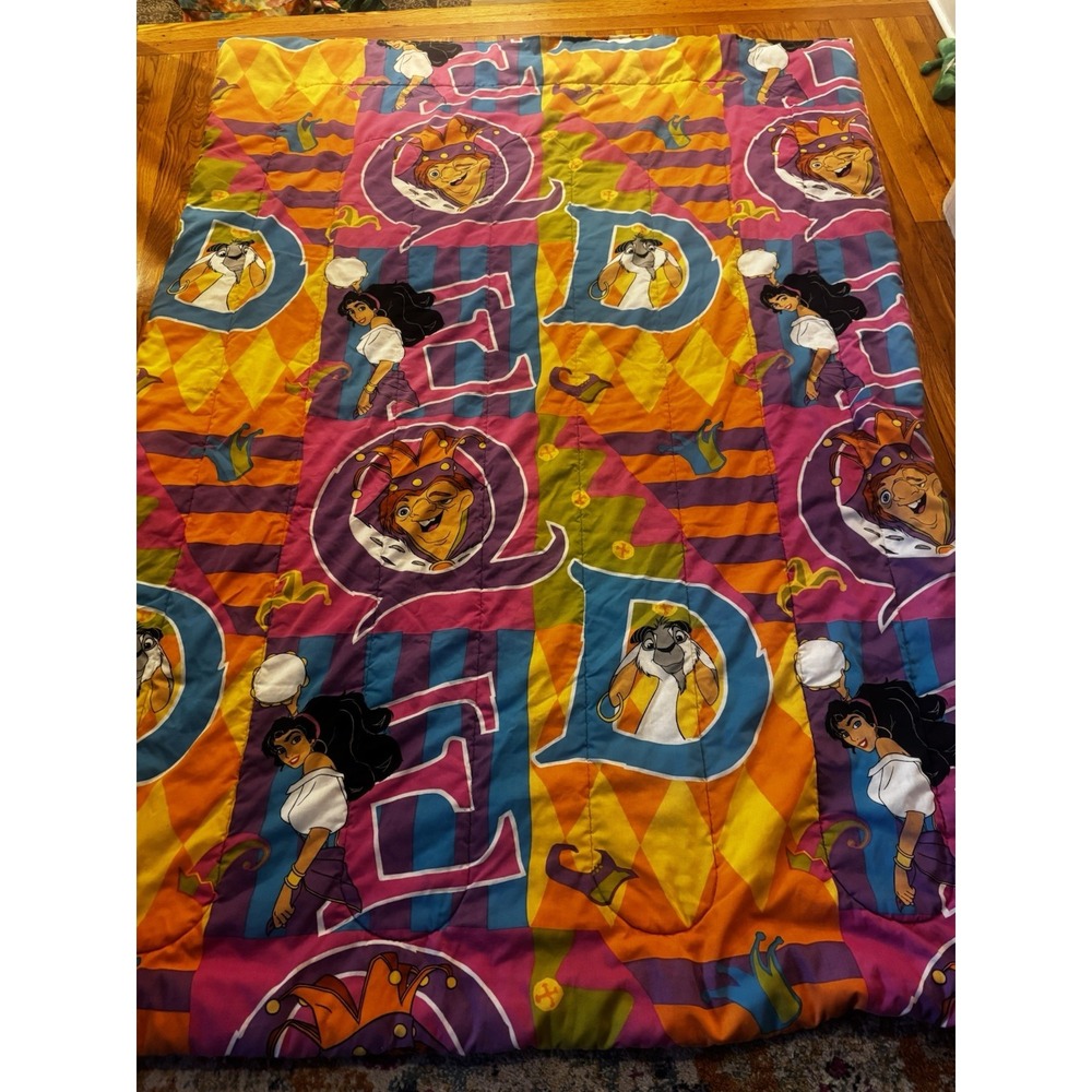 Vintage Hunchback Of Notre Dame reversible Twin‎ Comforter 62x83 Esmeralda 90s